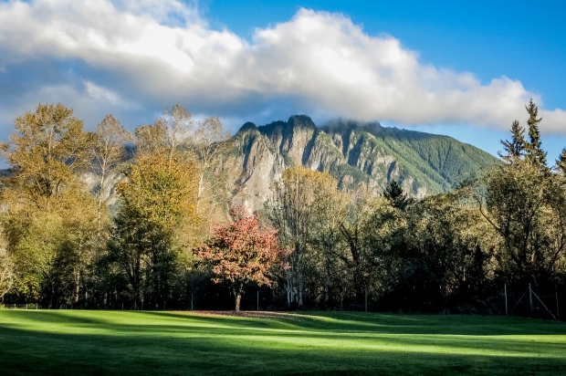 View from Mt. Si 16th fairway; on the way to a tap-in par.